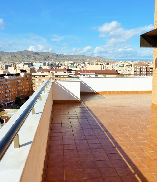 Atico Alhamilla * Almeria